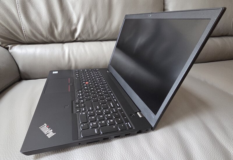 Lenovo ThinkPad T15p Gen1, 15.6 FHD IPS, i7 2.7GHz, 32GB RAM, 512GB SSD.